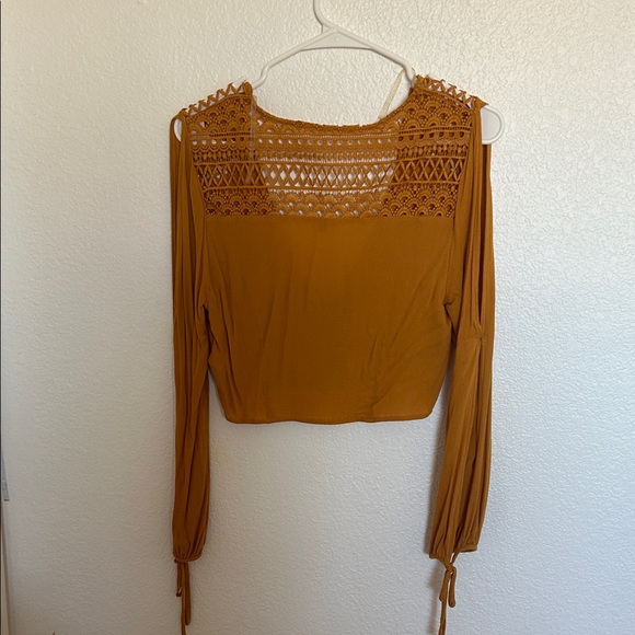 CHARLOTTE RUSSE Mustard Lace-Up Women's Top - Picture 7 of 7